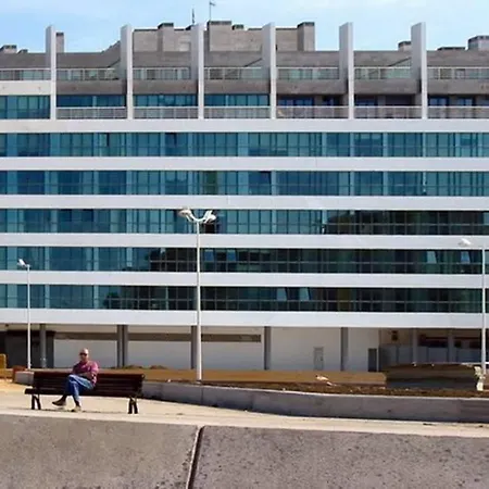 Apartamento 1ºlinea Playa Poniente Апартаменти *
